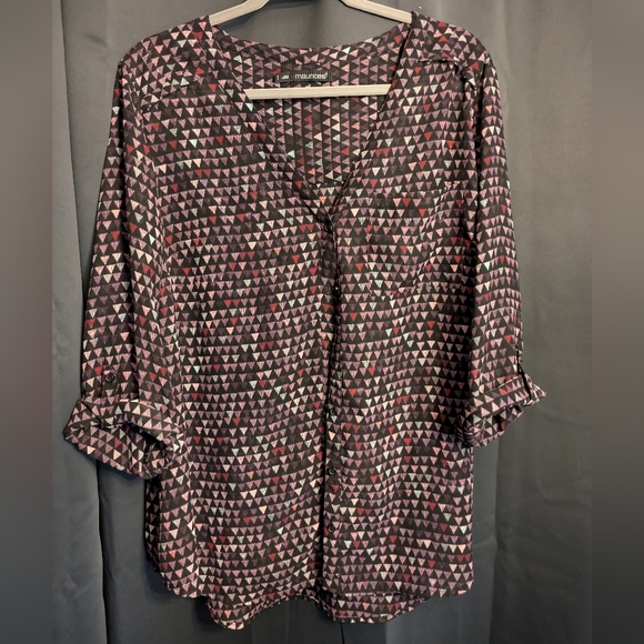 Maurice's Button Down - Picture 1 of 7